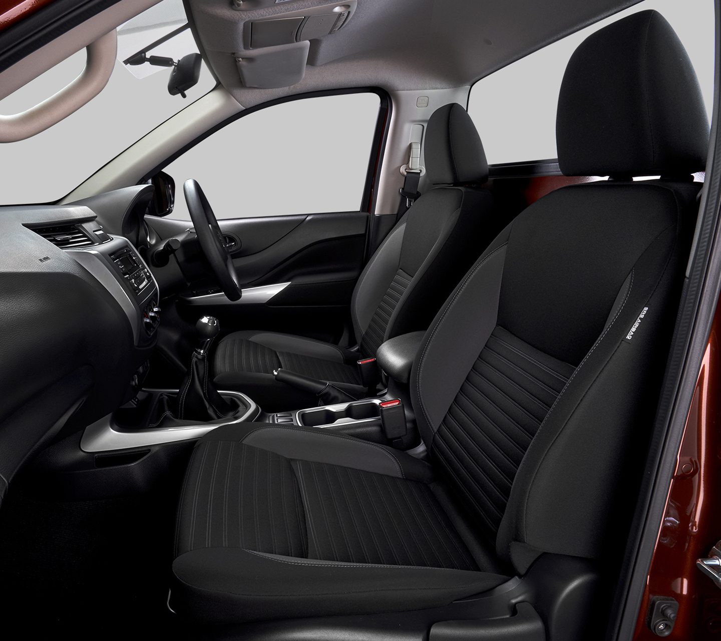 FRONT SEAT TYPE- SEPARATE SEAT