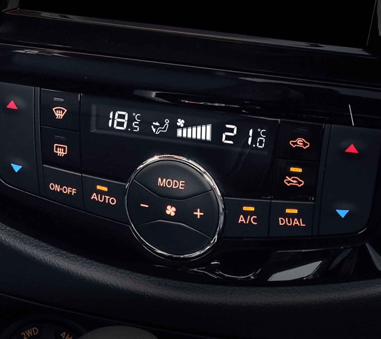 DUAL-ZONE AUTOMATIC TEMPERATURE CONTROL
